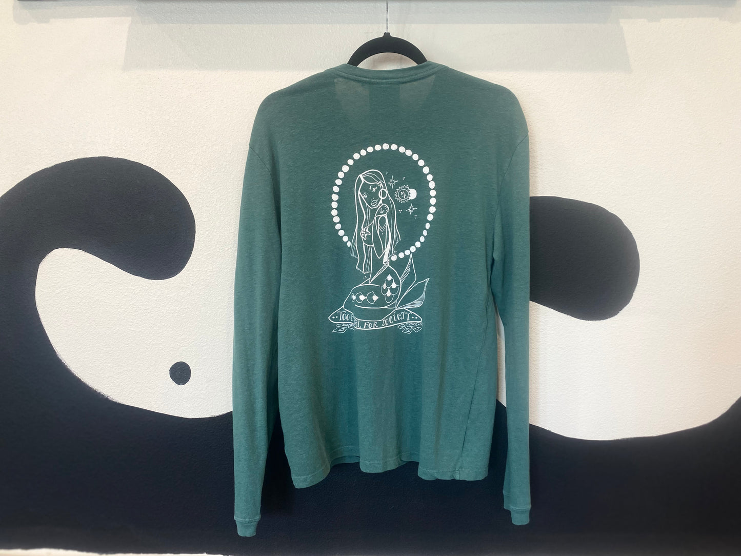 FERAL UNISEX LONG-SLEEVE